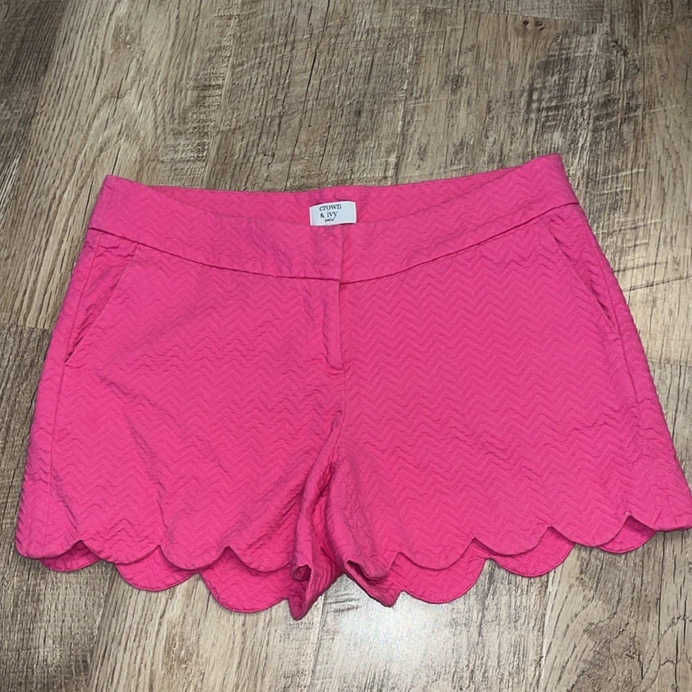 Crown & Ivy Pink Textured scalloped shorts 2P